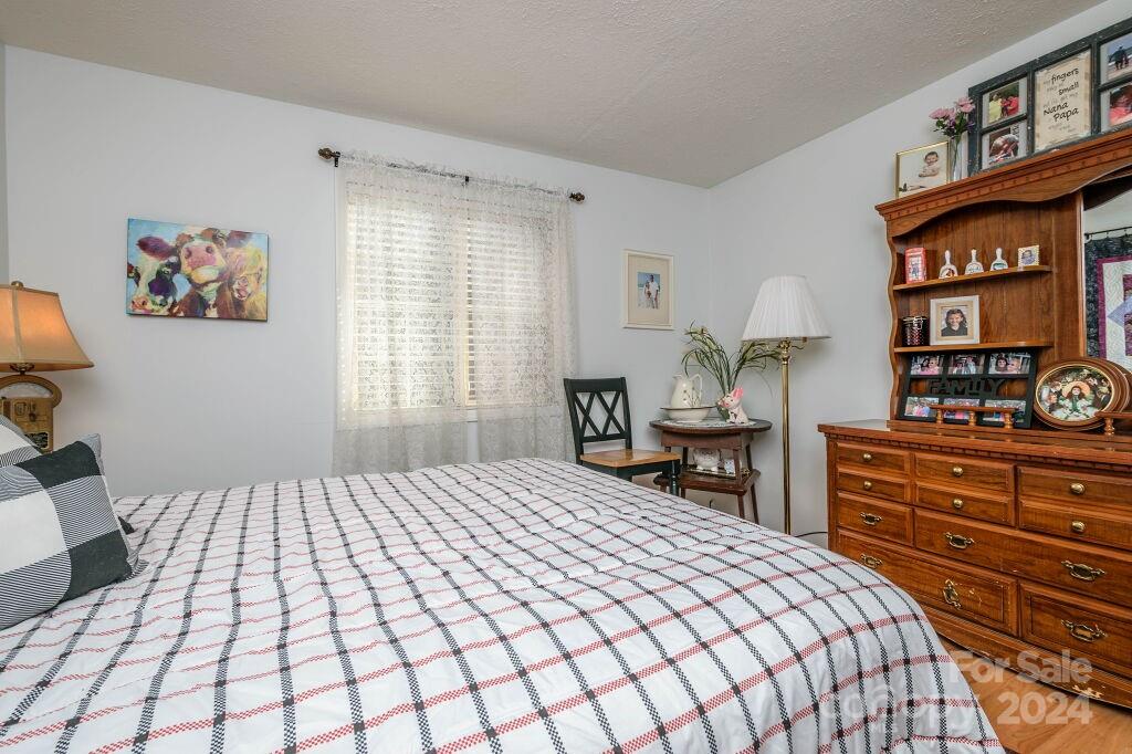 Hickory Hill - Residential