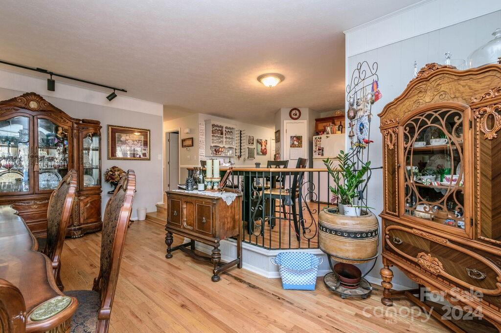 Hickory Hill - Residential