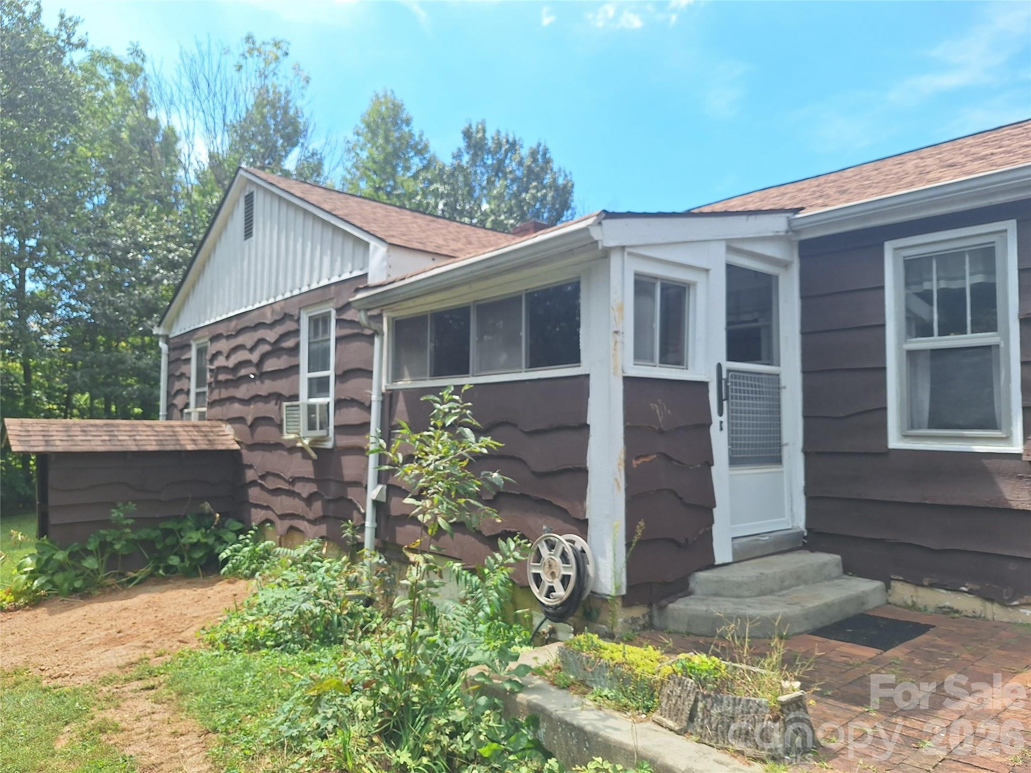 16 Shannon Drive