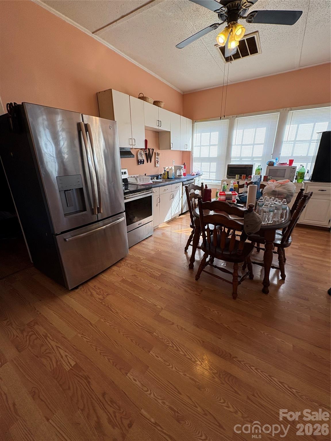 135 E Spencer Avenue