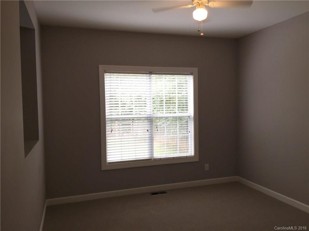 Carlyle - Residential Lease