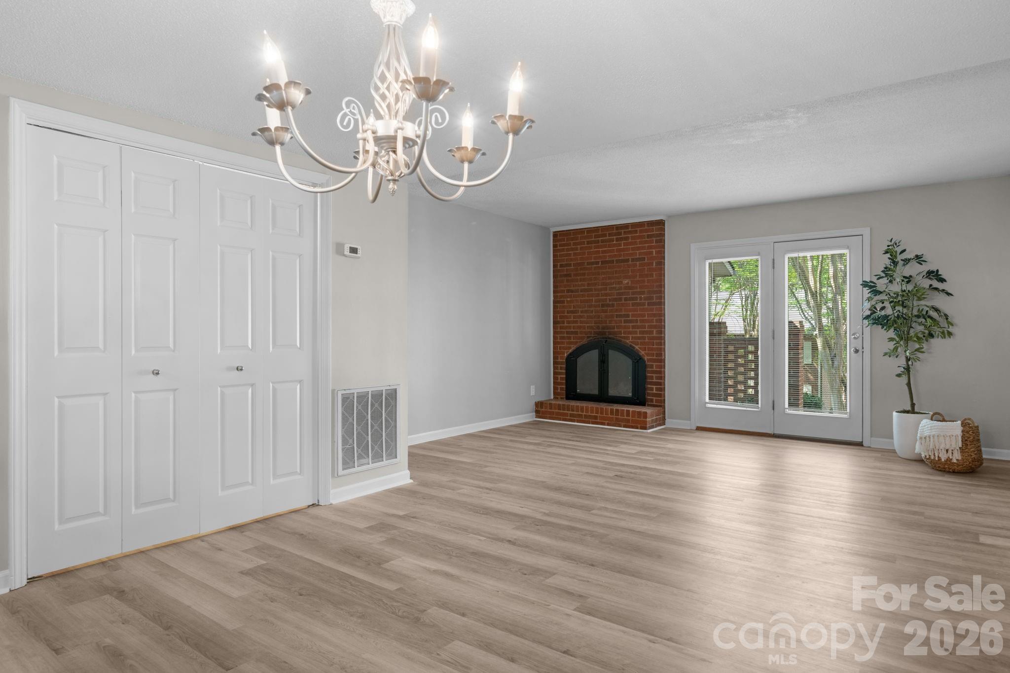 Hawksridge - Residential