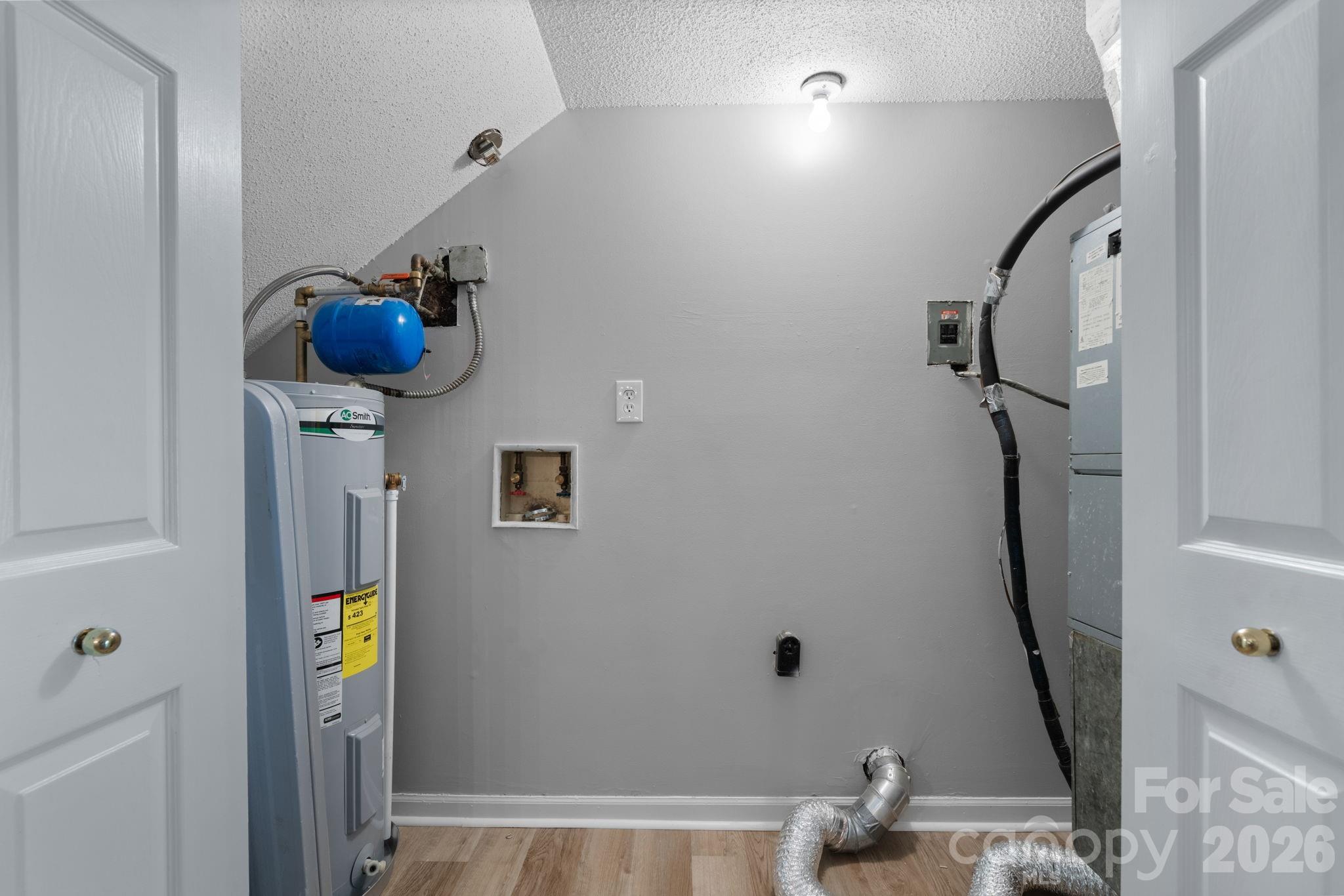 Hawksridge - Residential