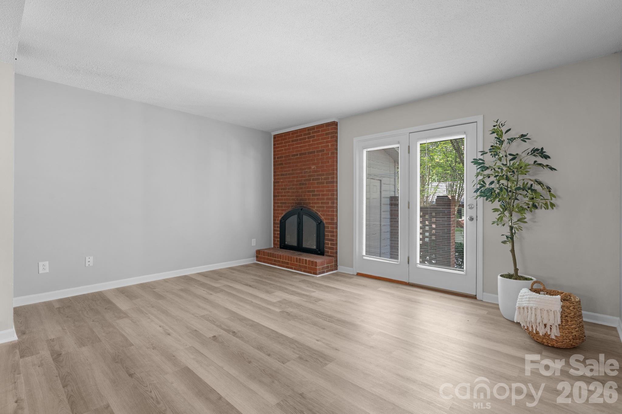 Hawksridge - Residential