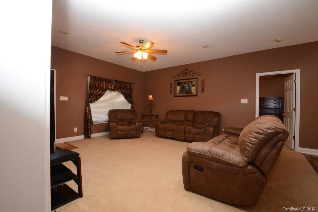 Country Club Heights - Residential