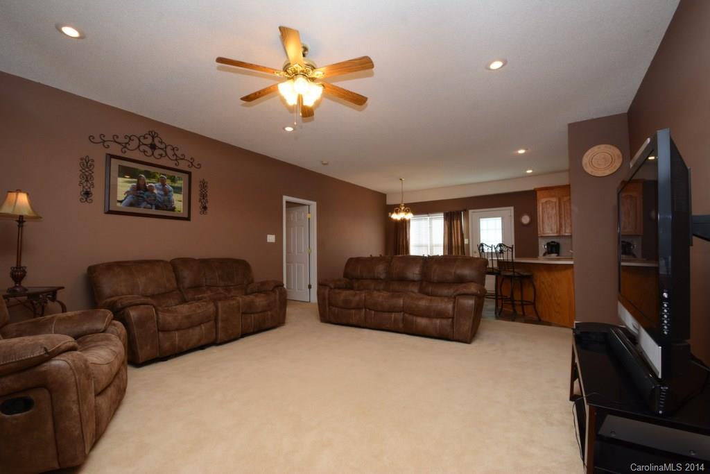 Country Club Heights - Residential