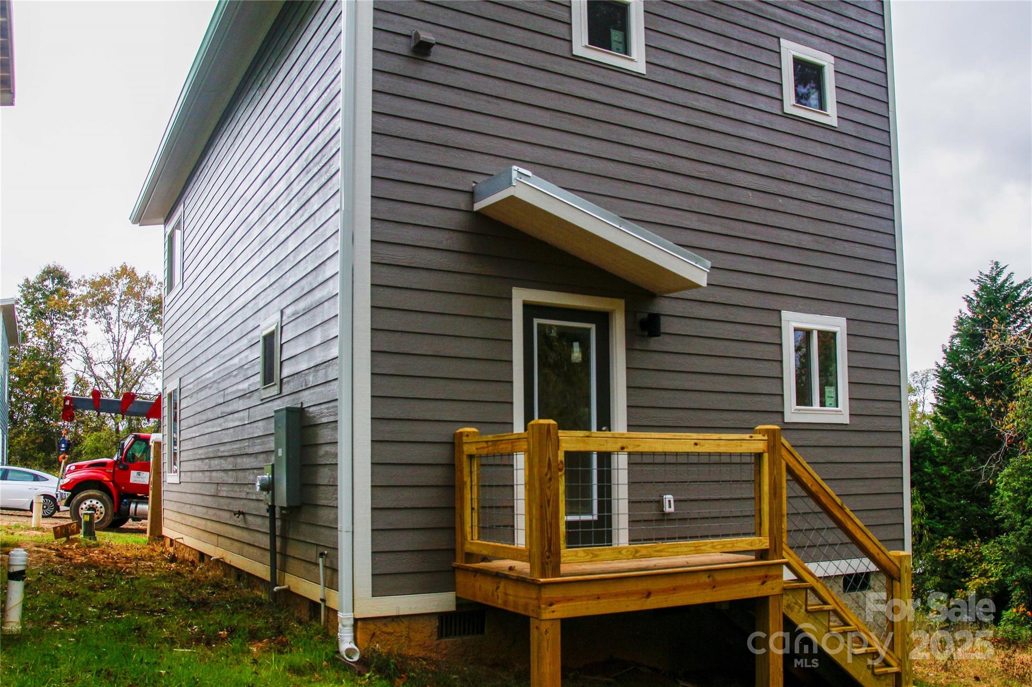 108 Lager Lane 108/110/112/103/105/107/1