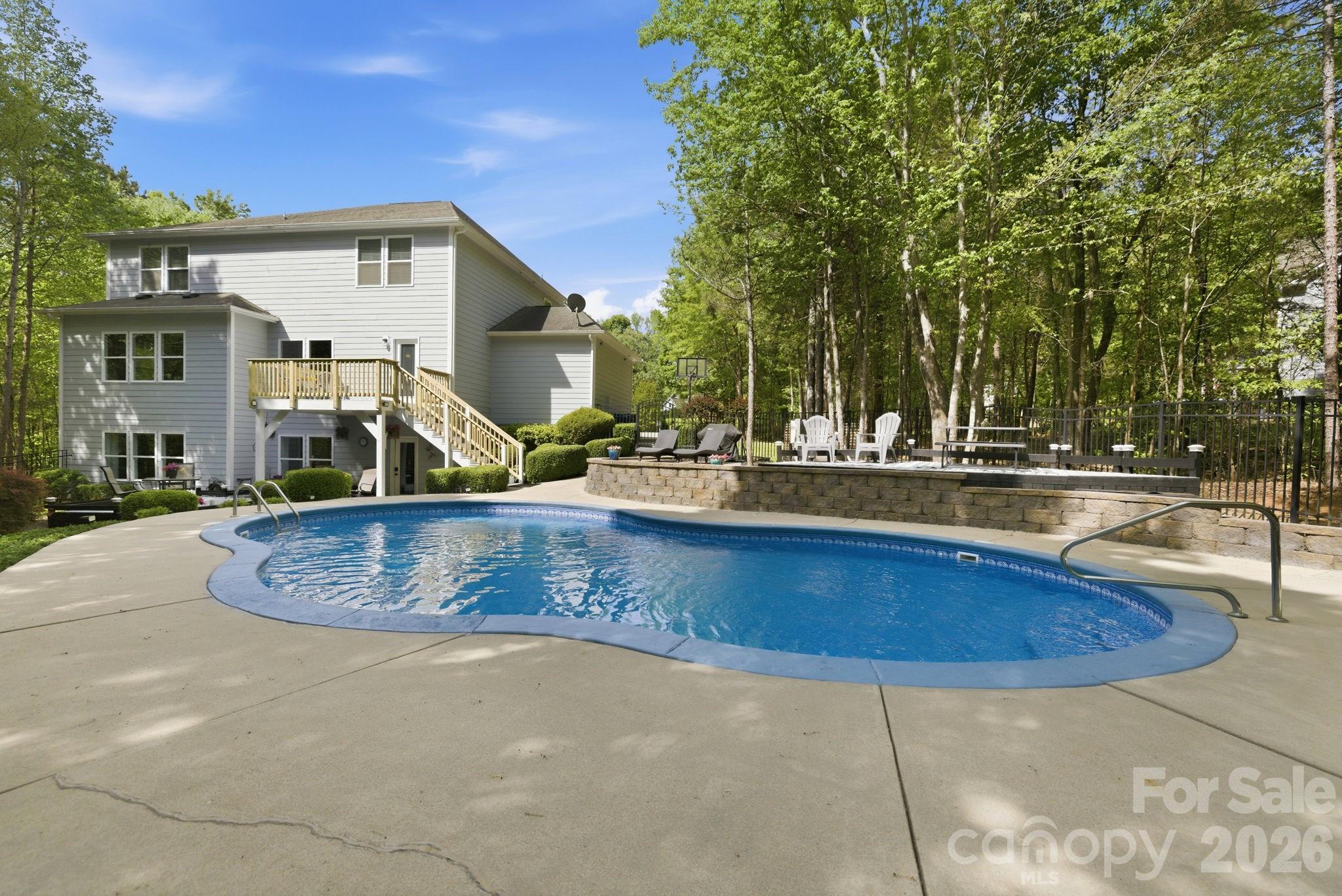 Houston Ridge - Residential