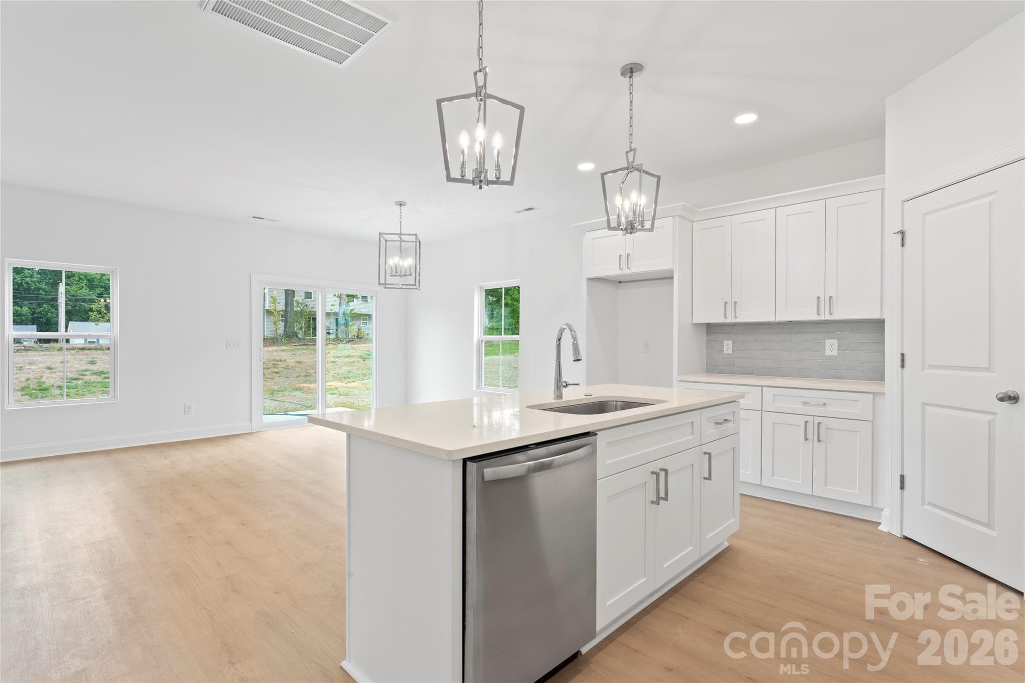 445 Contentment Court 19