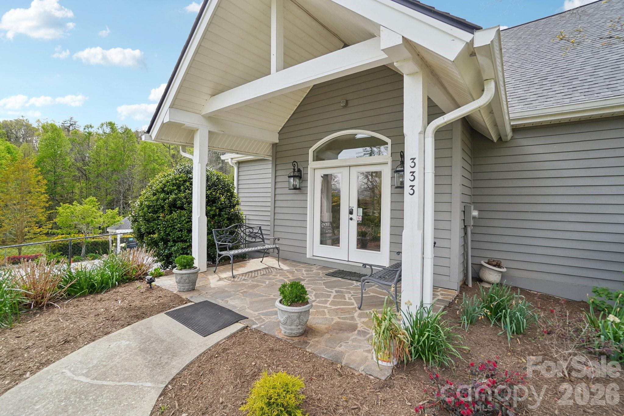 Deerlake Village - Land