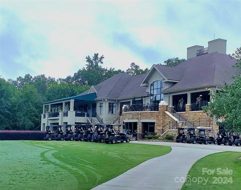 A home in Huntersville