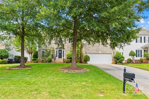 A home in Huntersville