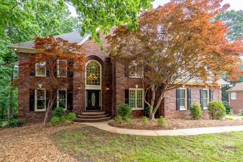 4672 Snow Drive Harrisburg NC 28075
