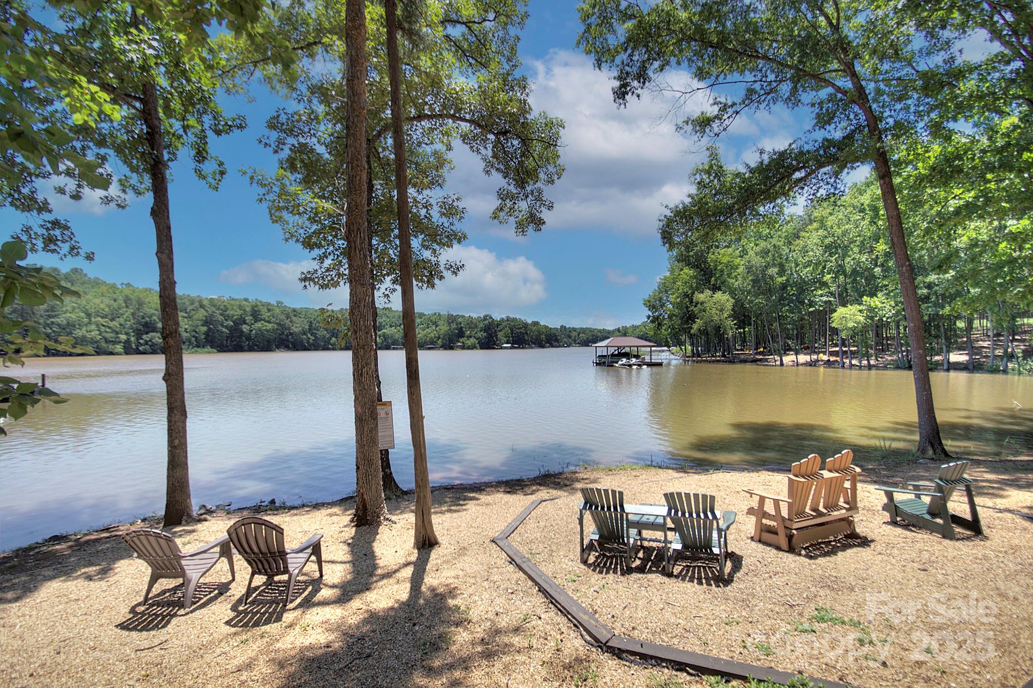 The Vineyards on Lake Wylie - Residential