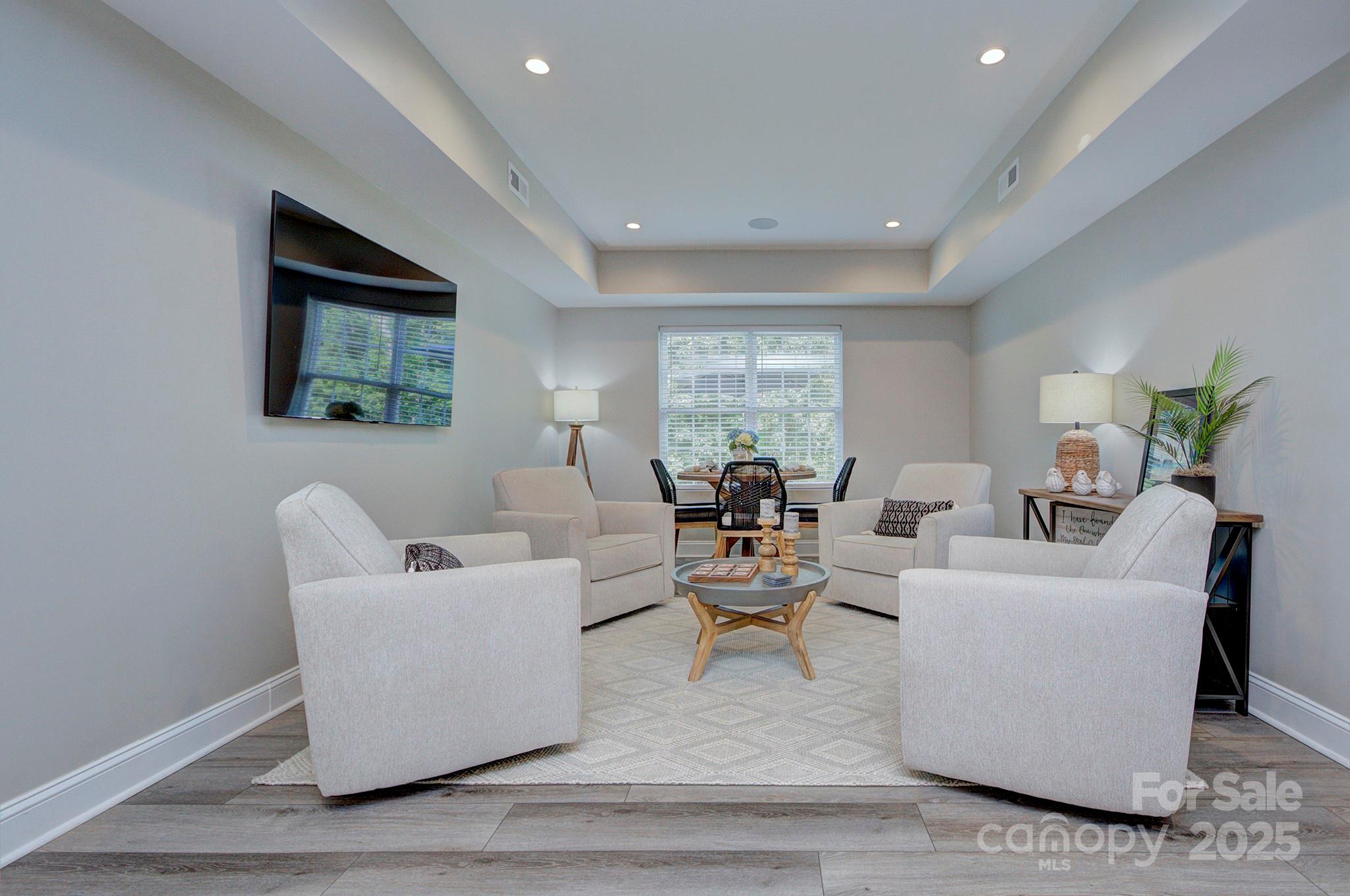 The Vineyards on Lake Wylie - Residential