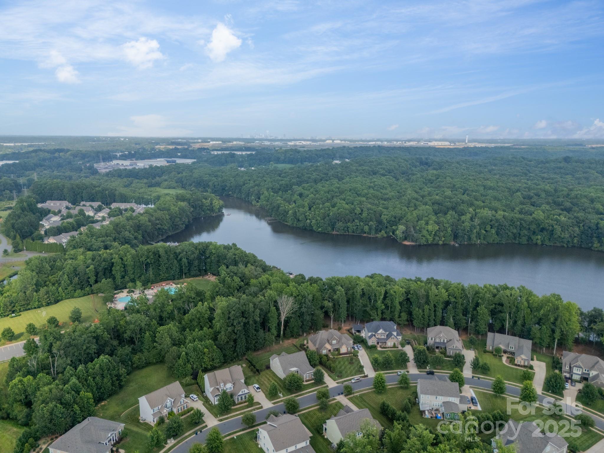 The Vineyards on Lake Wylie - Residential