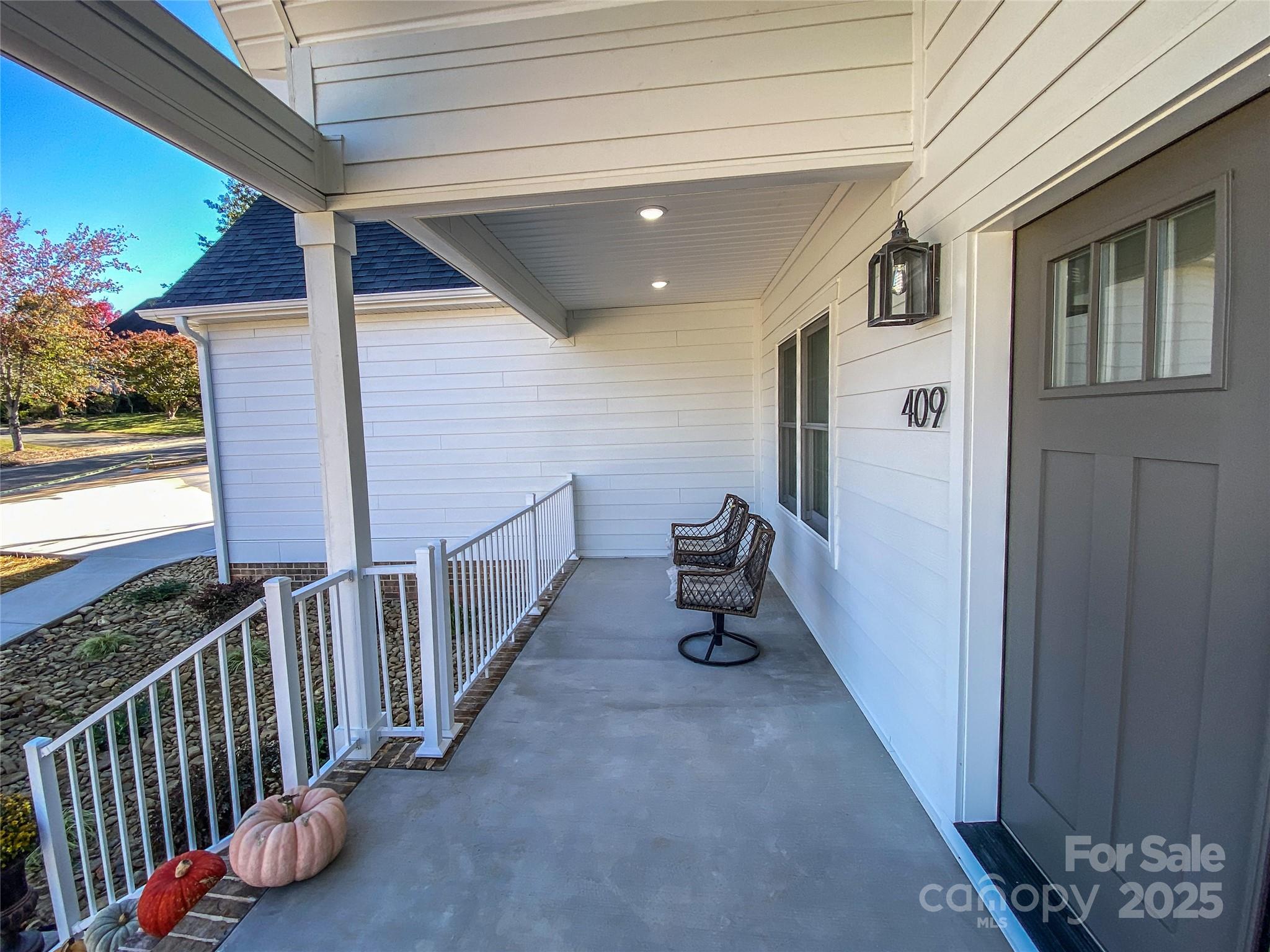 409 19th Avenue Circle NW 12