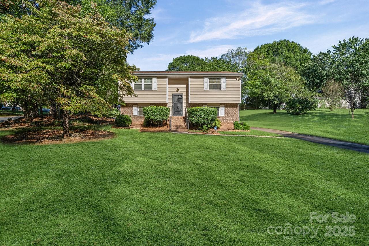 8619 Eaglewind Drive