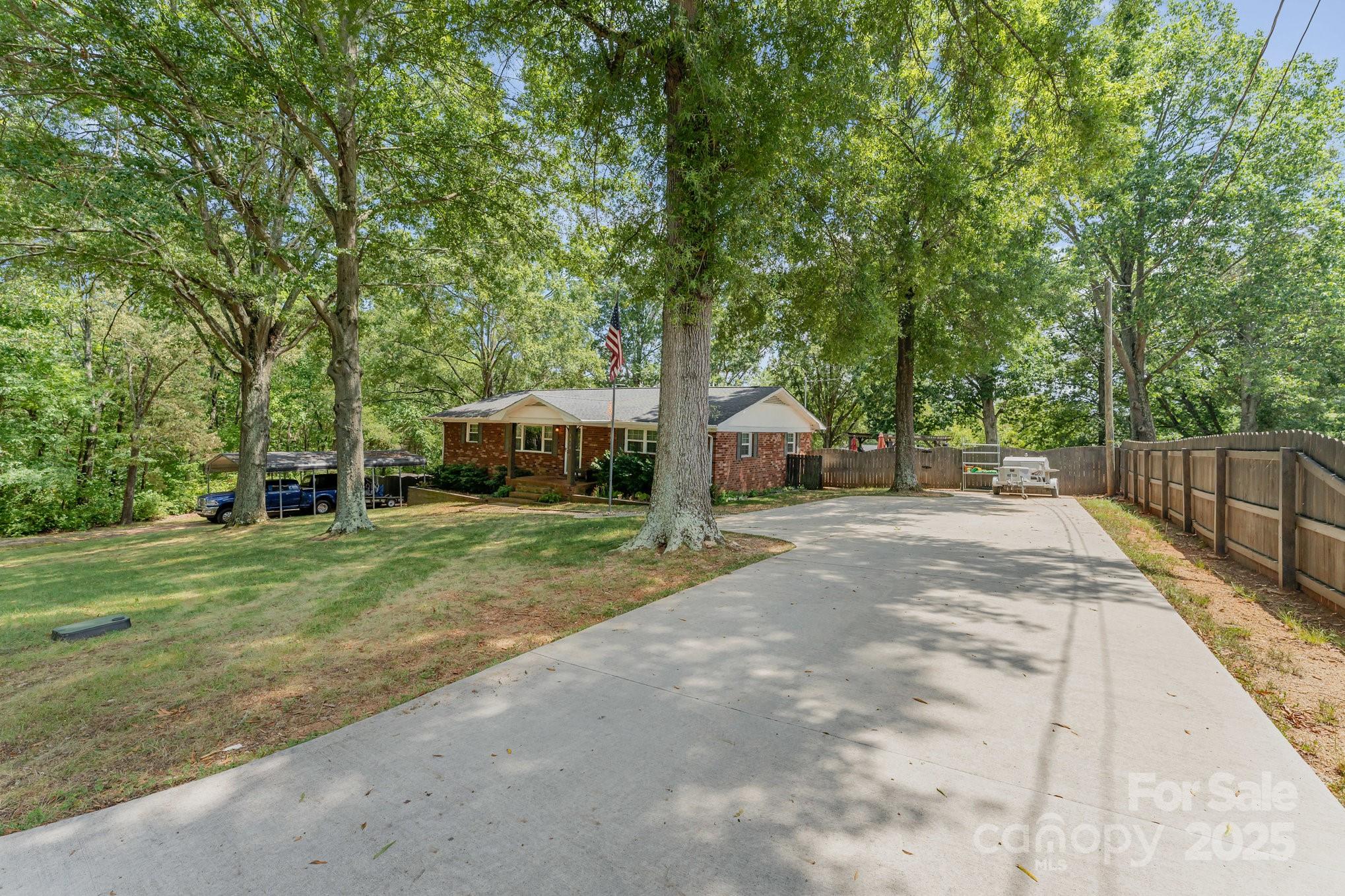 1018 Michigan Street