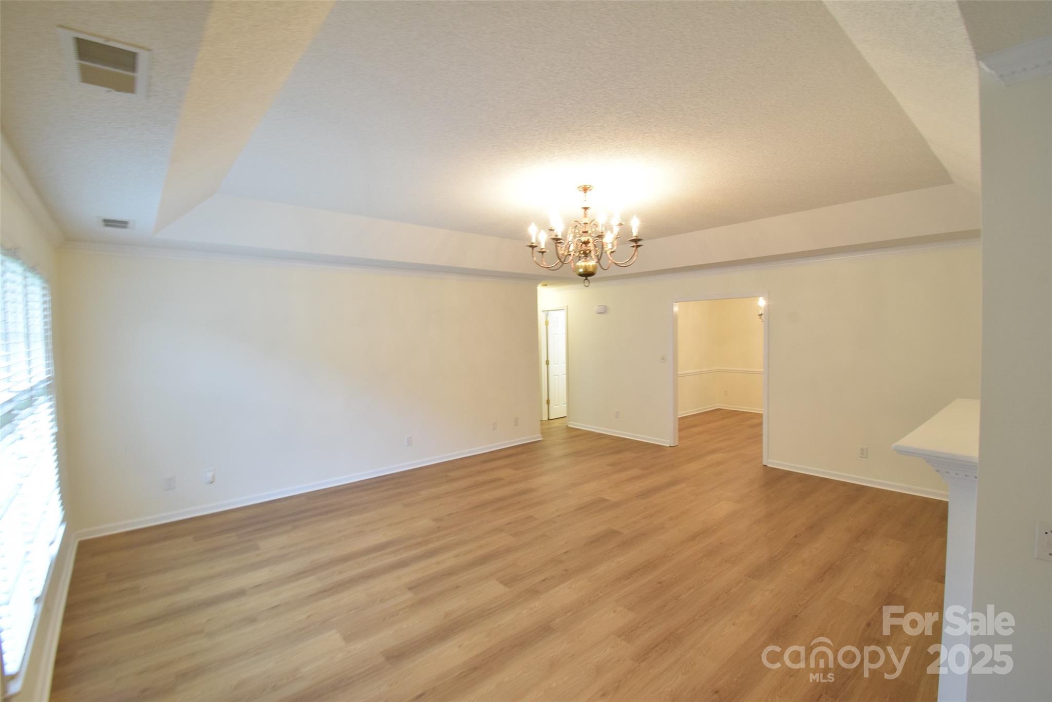 542 Queen Brogan Court