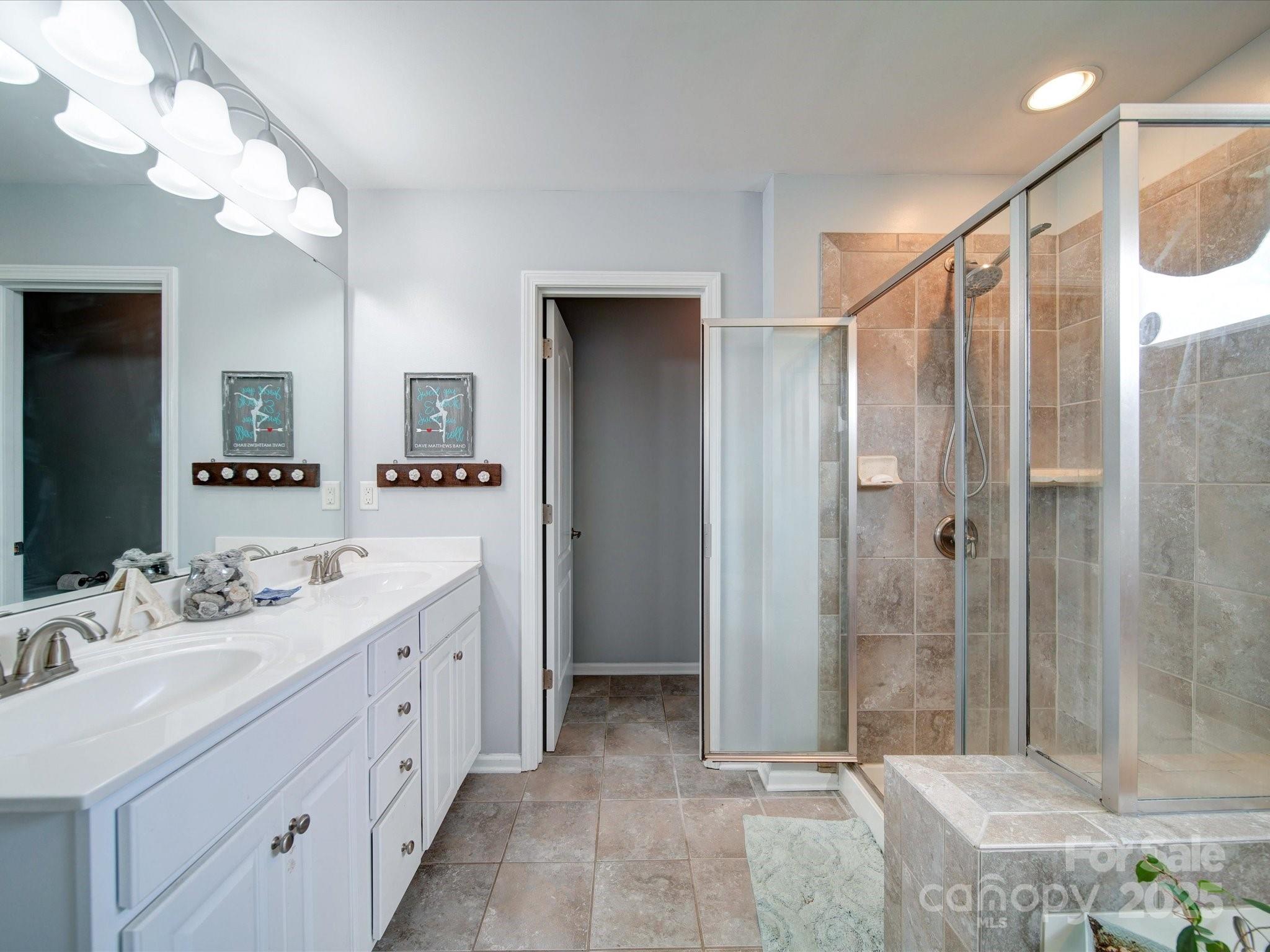 Fieldstone Farm - Residential