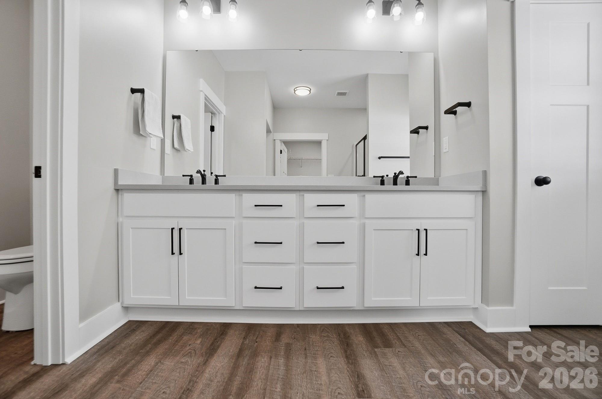 Hopes Corner - Residential