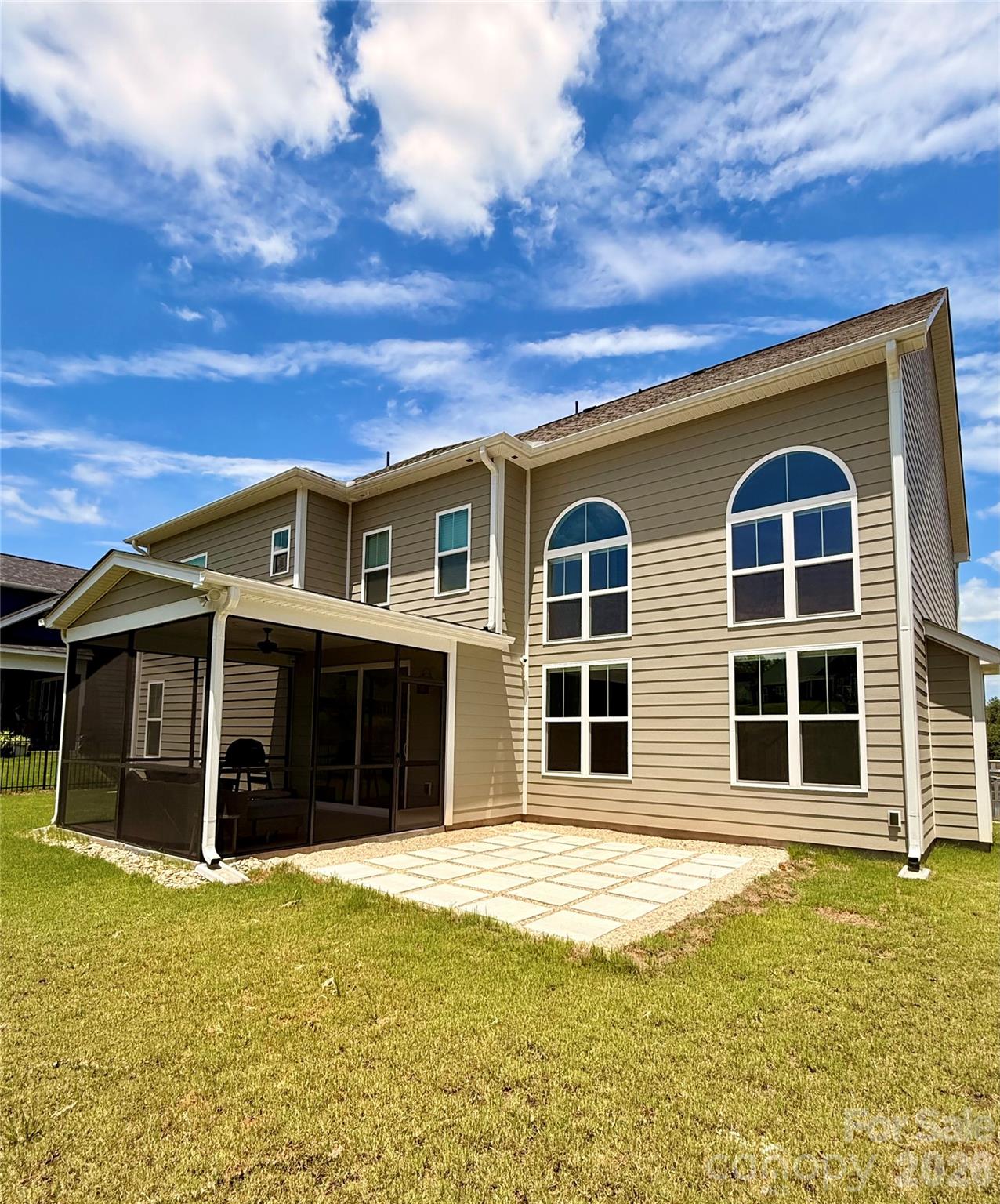 444 Lucky Drive NW