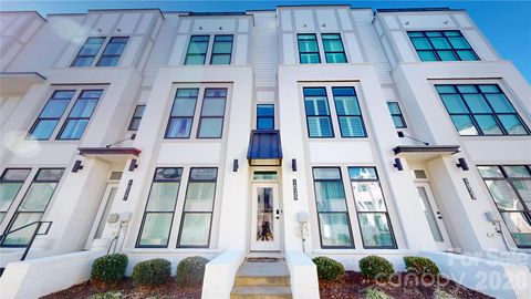 1025 Wesley Terrace Avenue Charlotte NC 28208