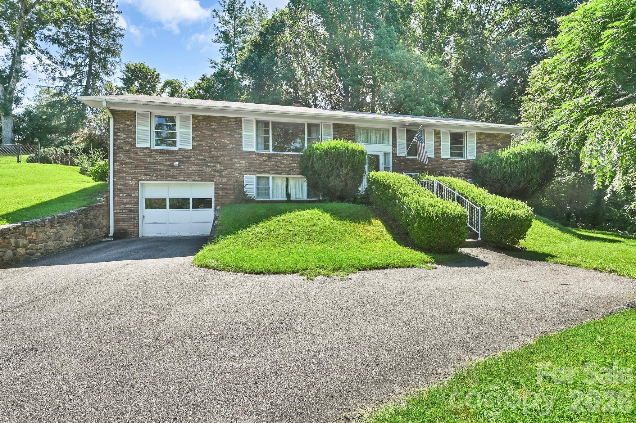 28 Glenview Road, Asheville, NC, 28804