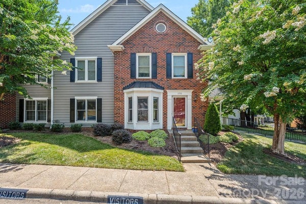 1793 ROBINWOOD RD, GASTONIA, NC 28054 - Image 5116112c21edc3fd6ba1b360d9f7faae/1431672906