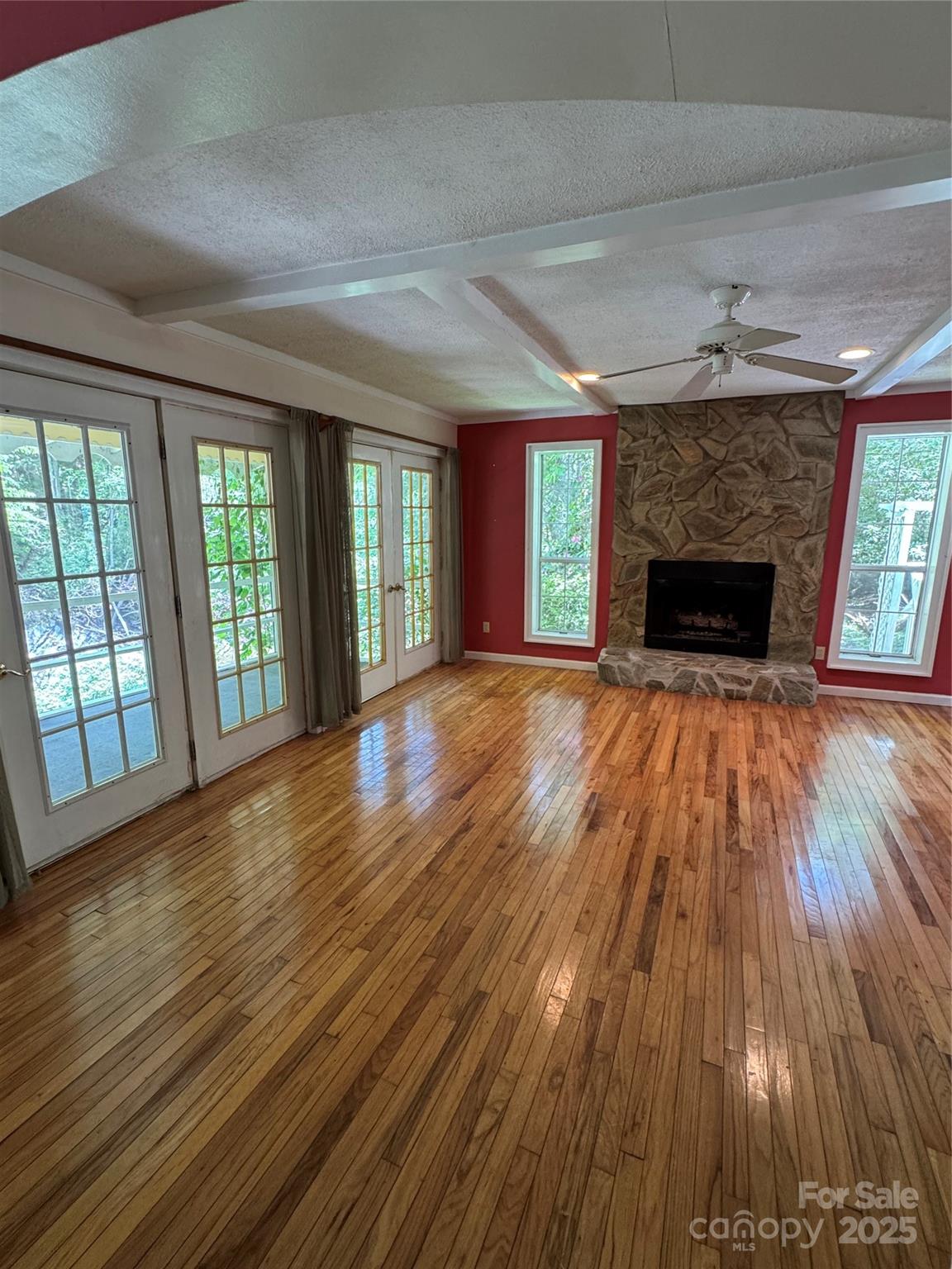 232 Cole Hollow Road