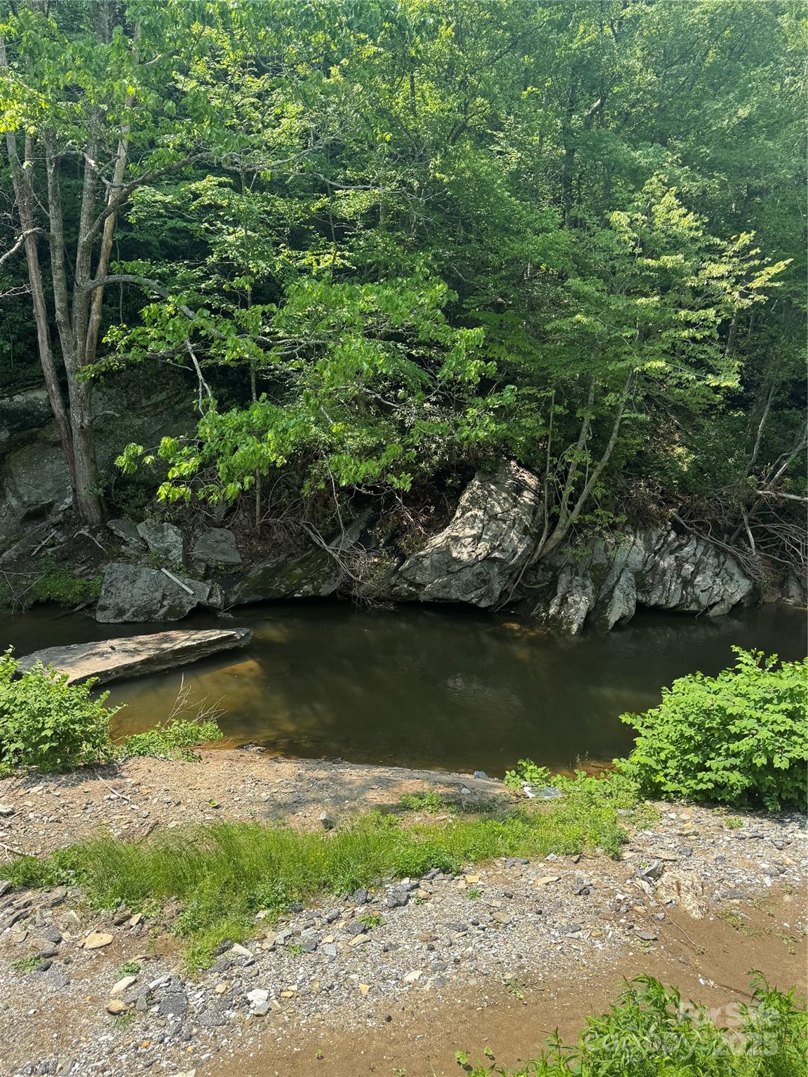 232 Cole Hollow Road