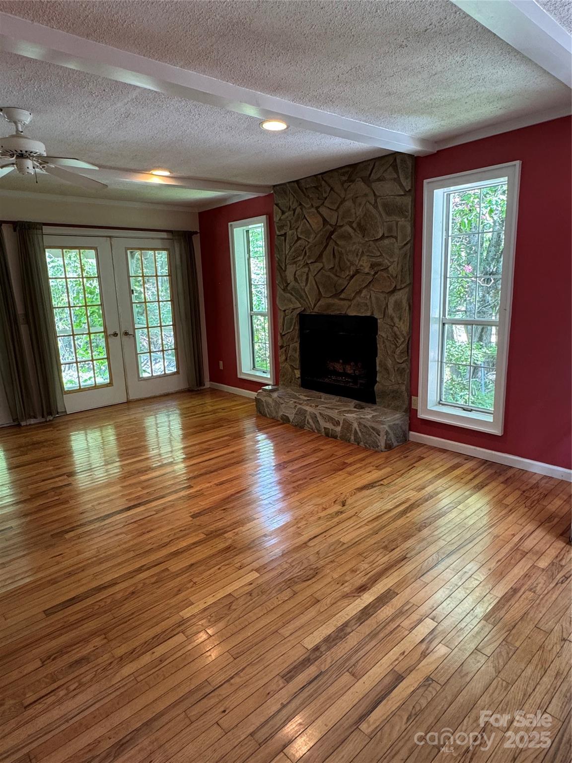 232 Cole Hollow Road