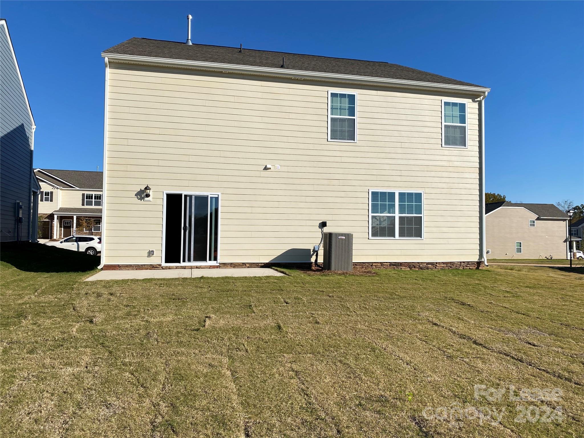 Secrest Commons - Residential Lease