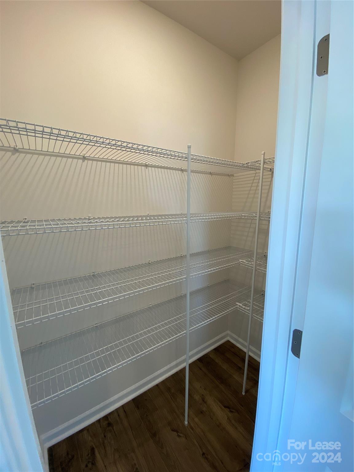 Secrest Commons - Residential Lease