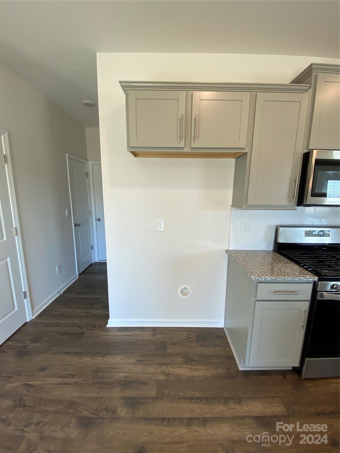 Secrest Commons - Residential Lease