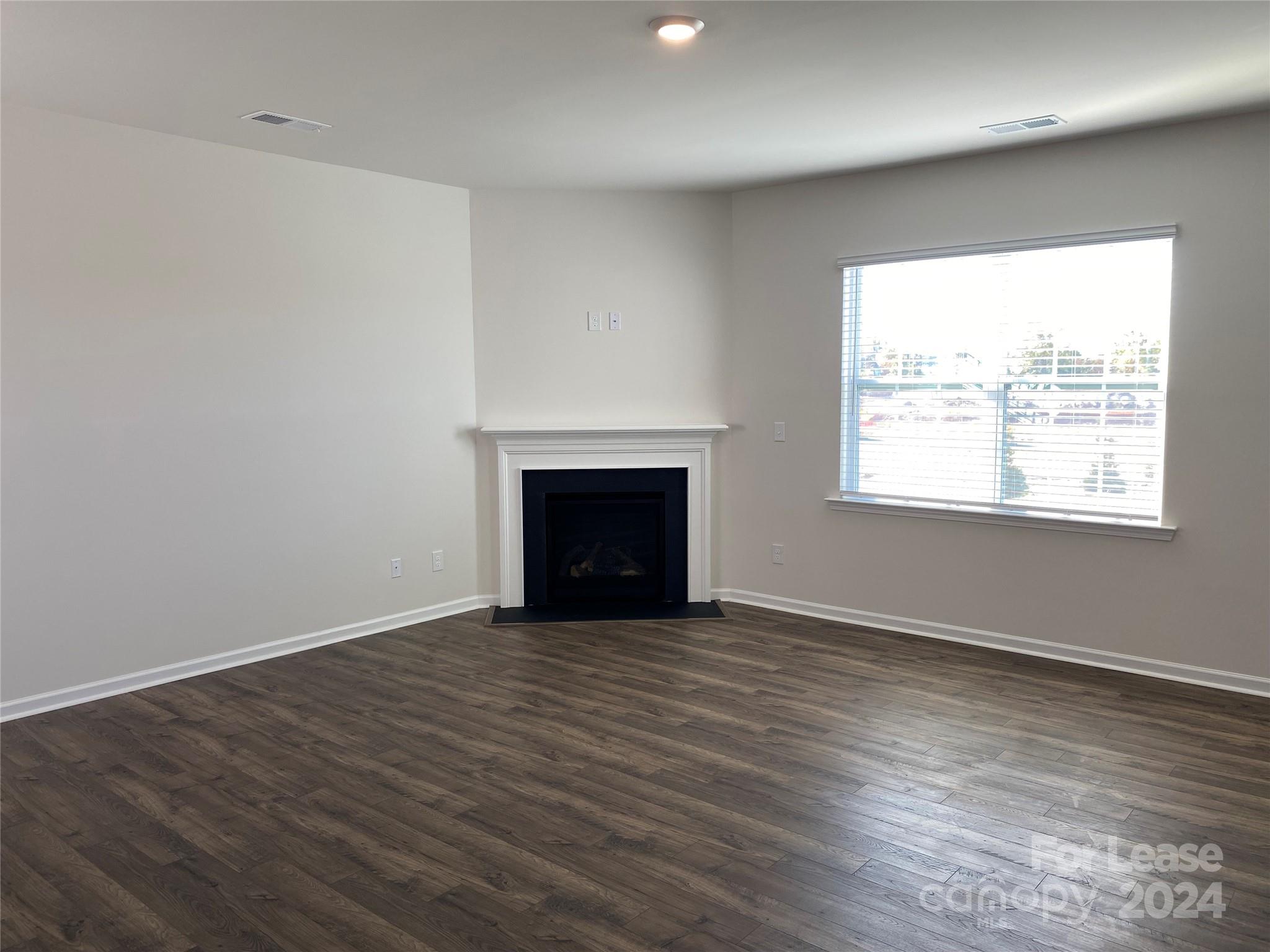 Secrest Commons - Residential Lease