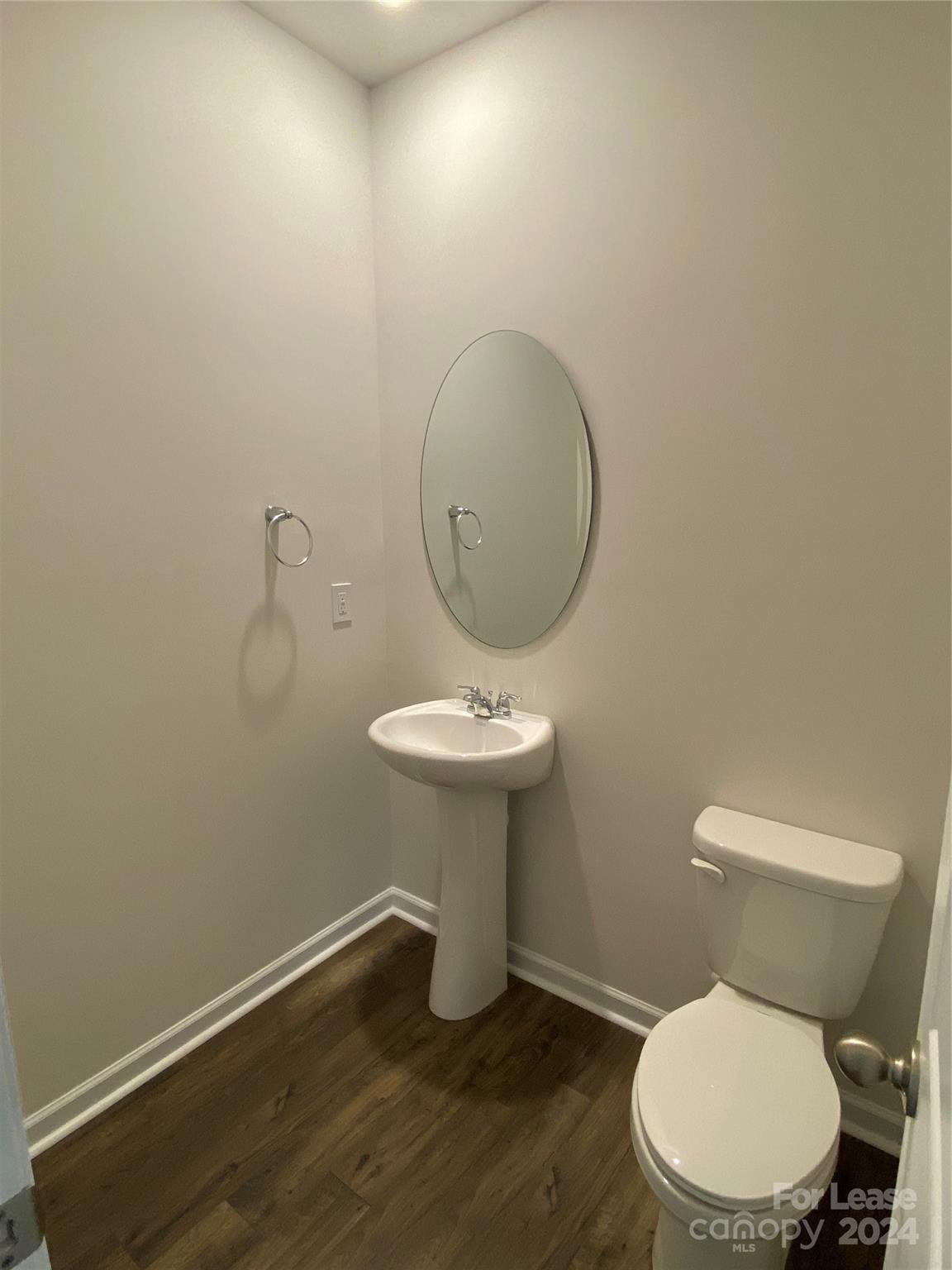 Secrest Commons - Residential Lease