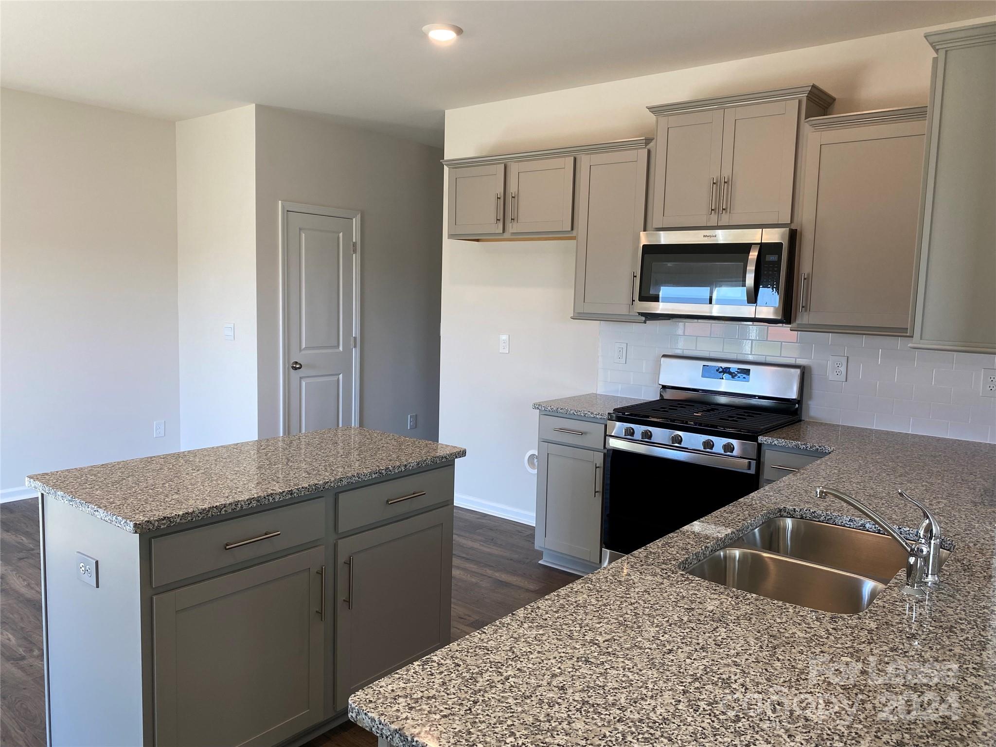 Secrest Commons - Residential Lease