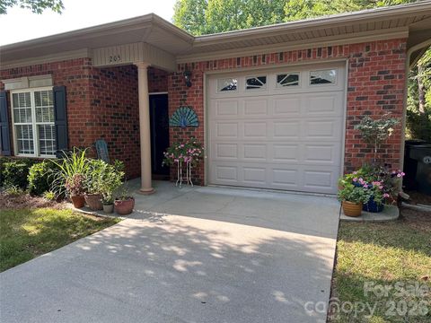 Photo of 205 Chickadee Drive, Lexington, NC 27292 (MLS # 4402513)