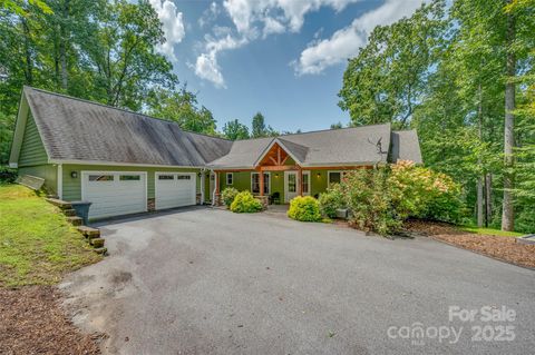 Photo of 74 Woodlyn Etch Drive, Hendersonville, NC 28792 (MLS # 4299485)