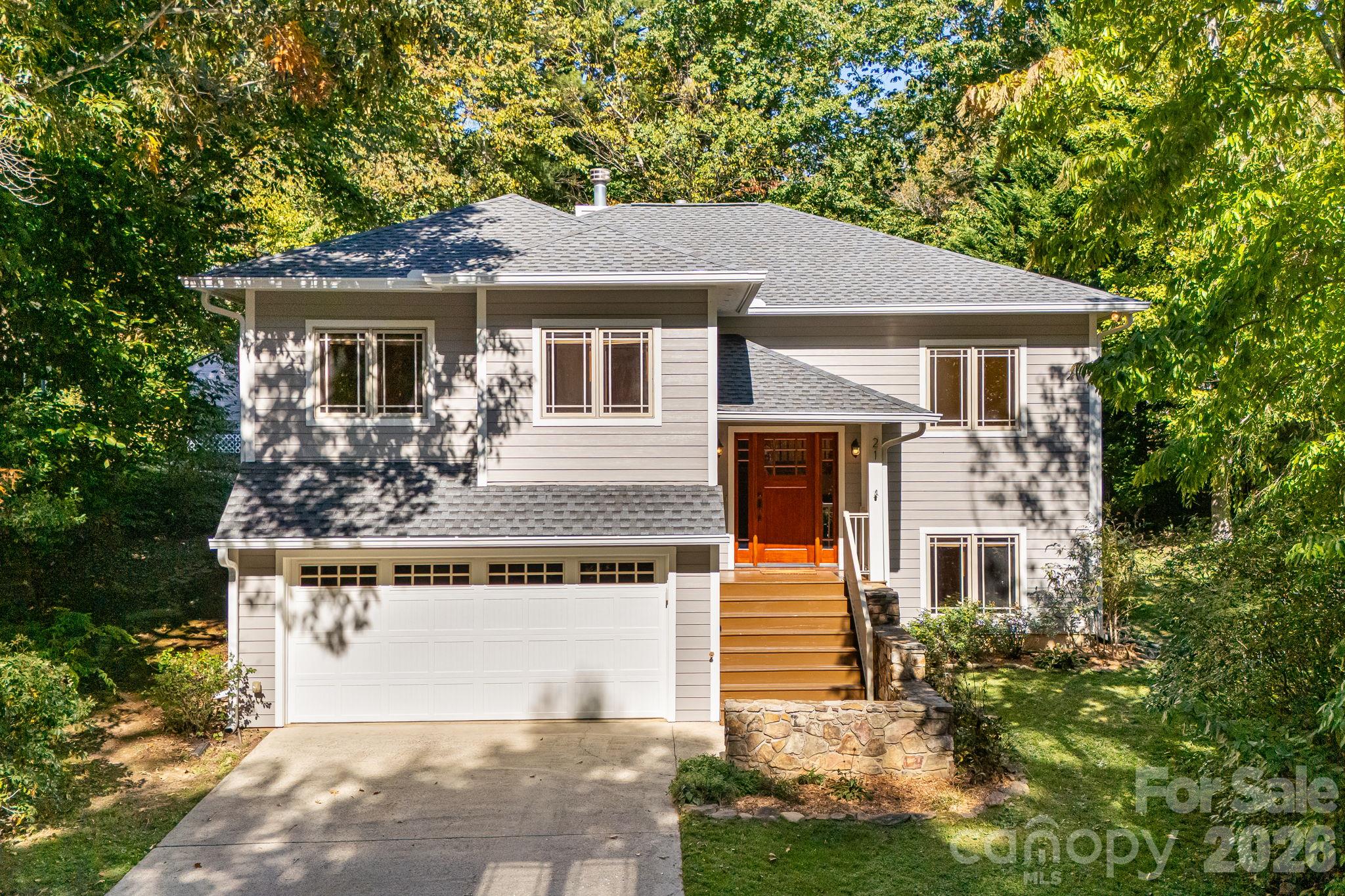 21 Lake Avenue