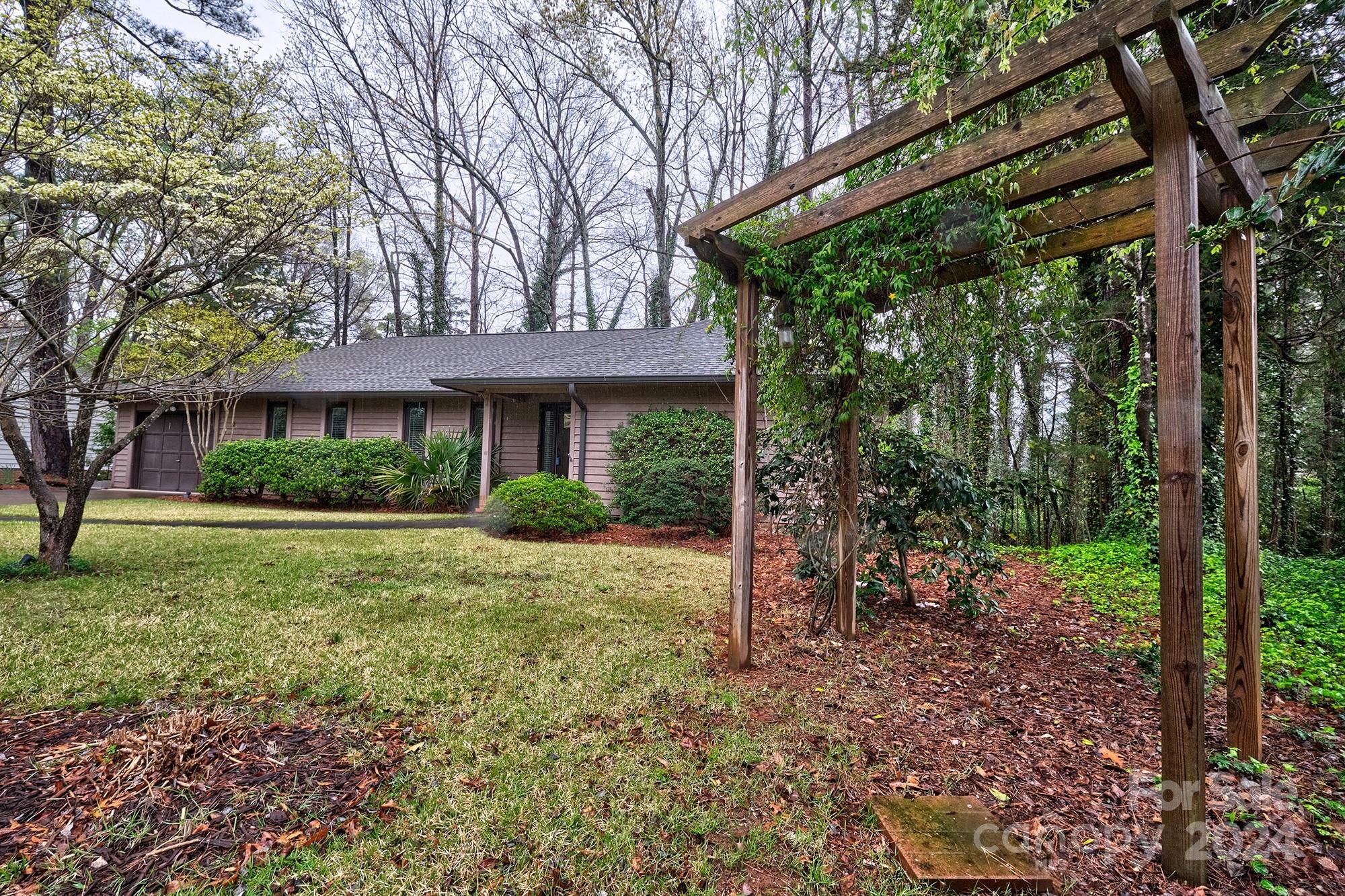 River Hills - Residential