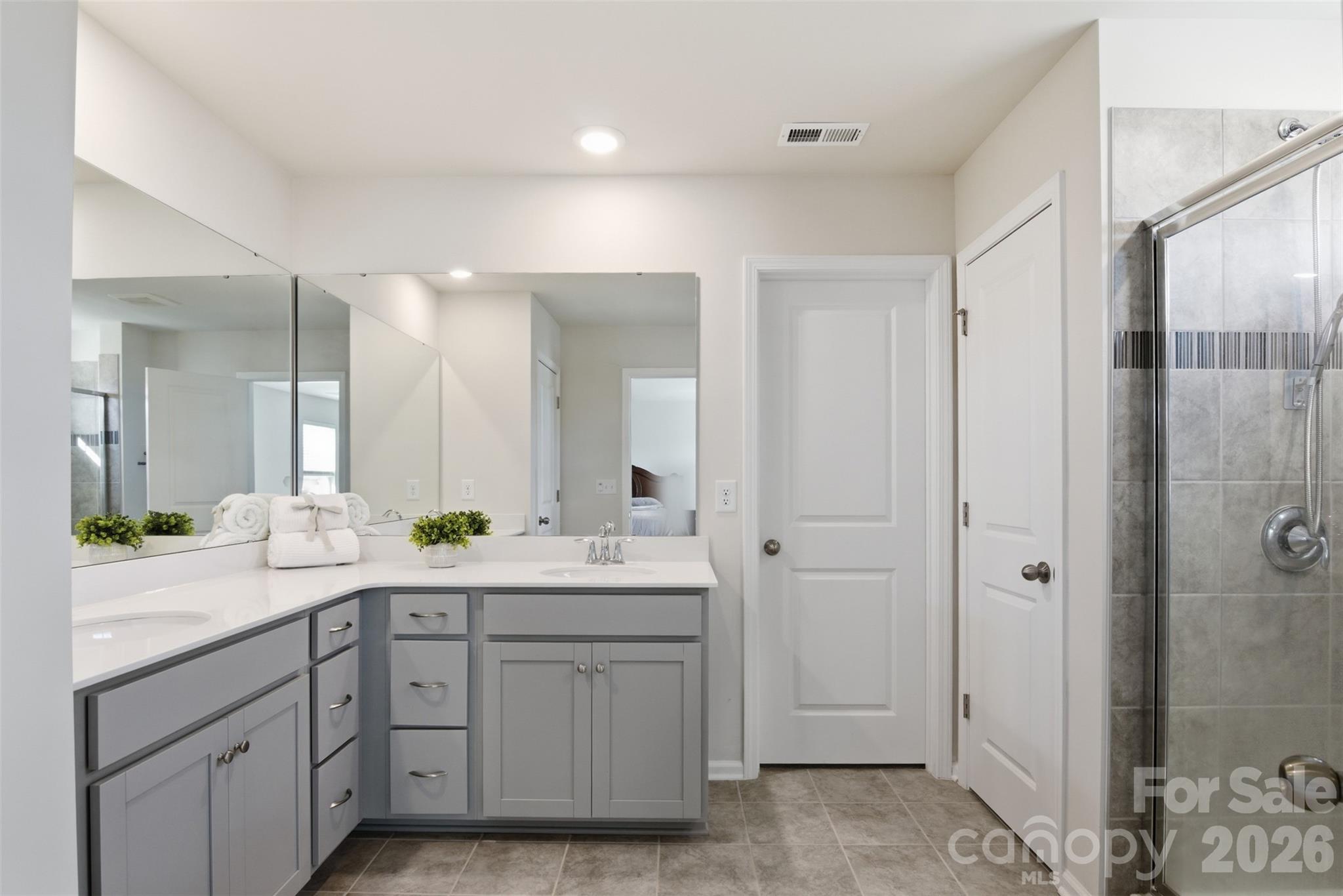 Chateau - Residential