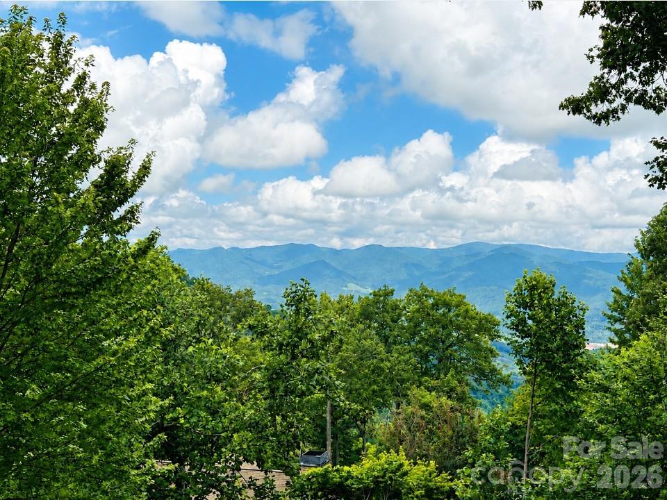 10 Stoney Falls Loop 4/203