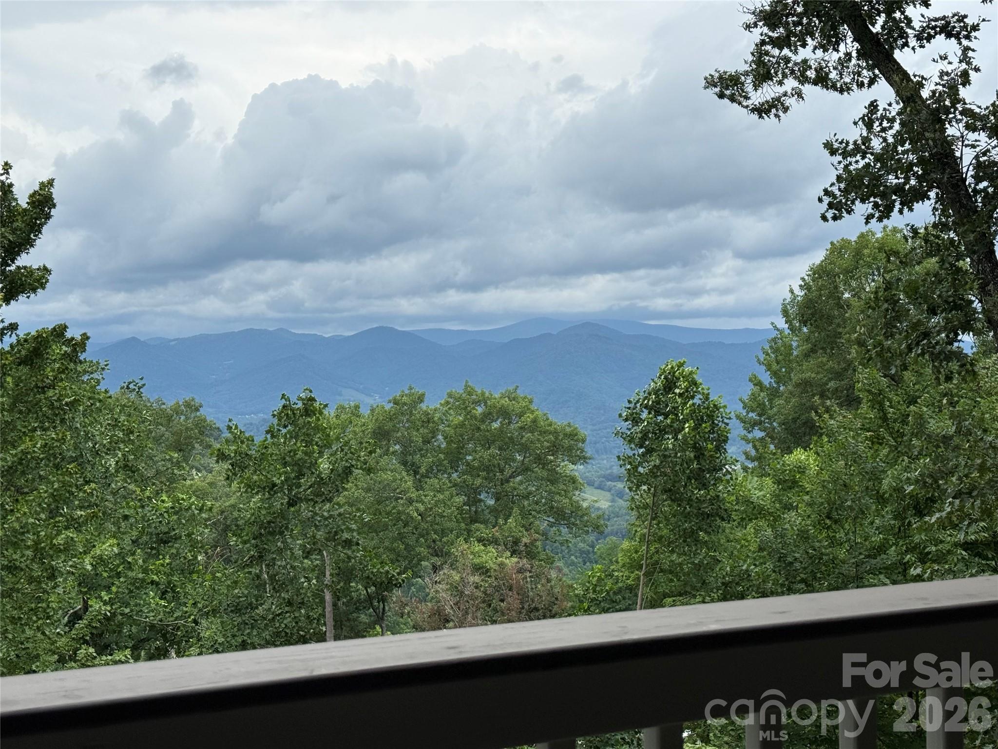 10 Stoney Falls Loop 4/203