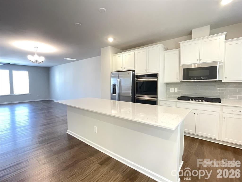 14051 Martin hill Way 11