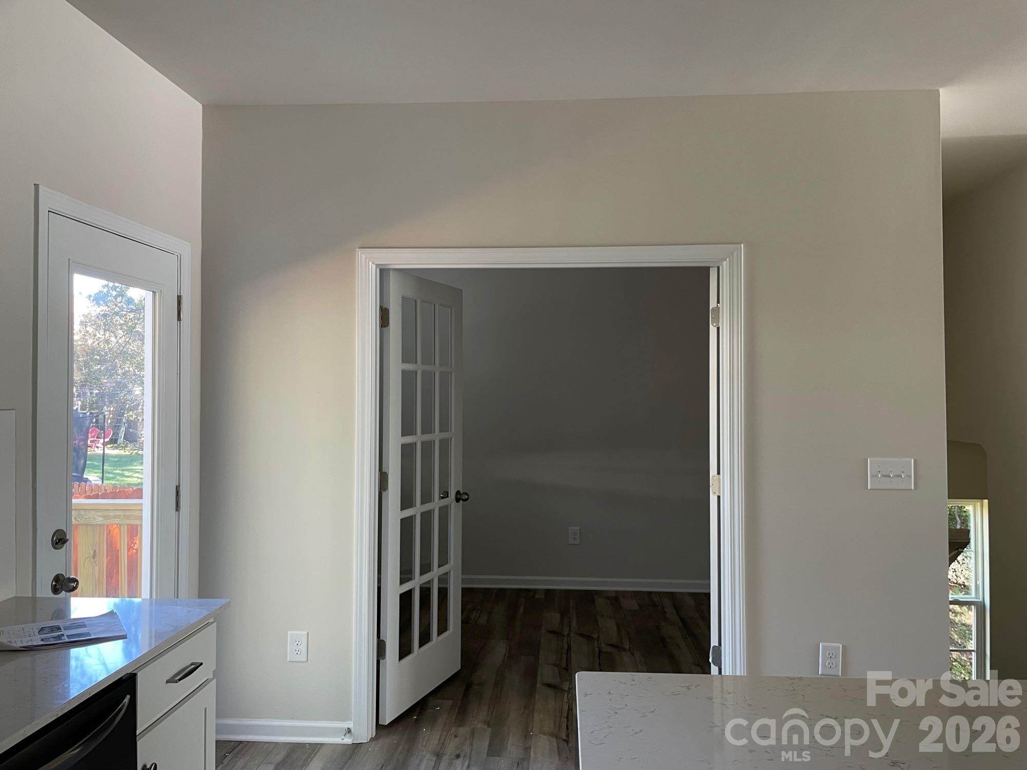 14051 Martin hill Way 11