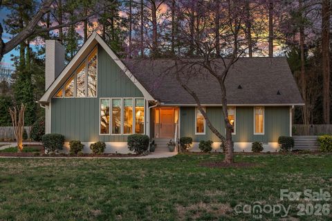 Photo of 109 Sandy Shore Drive, Mooresville, NC 28117 (MLS # 4345257)
