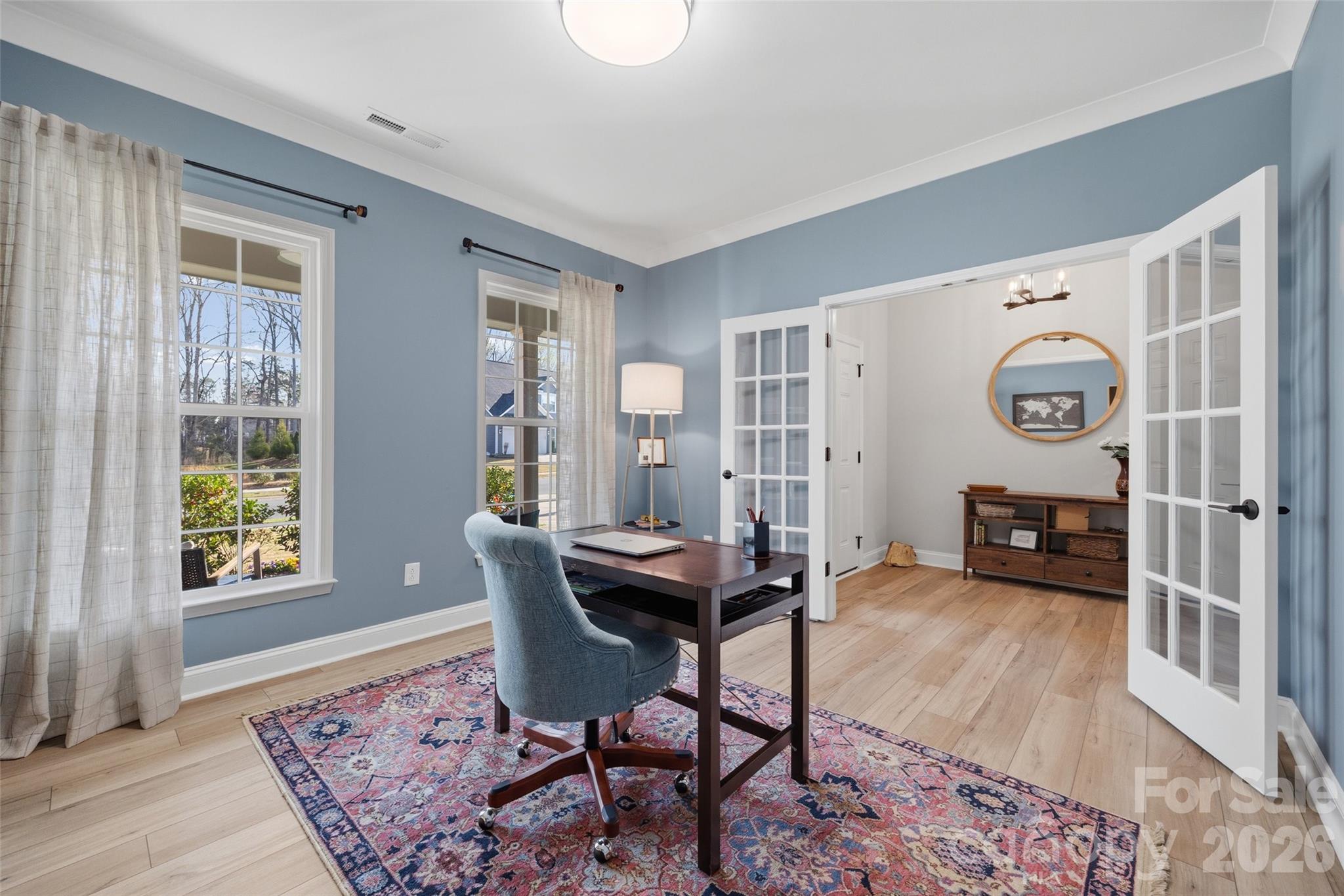 1163 Regions Boulevard